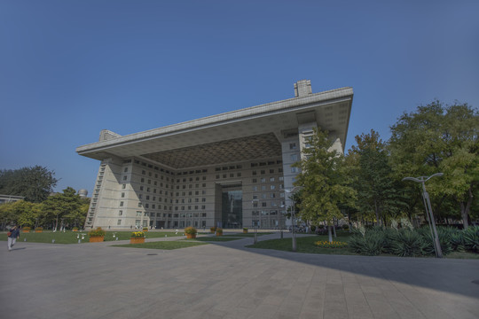 北京师范大学主教学楼