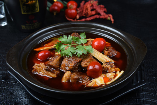 笋子烧牛肉