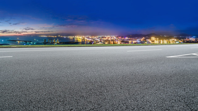 道路交通和城市景观夜景