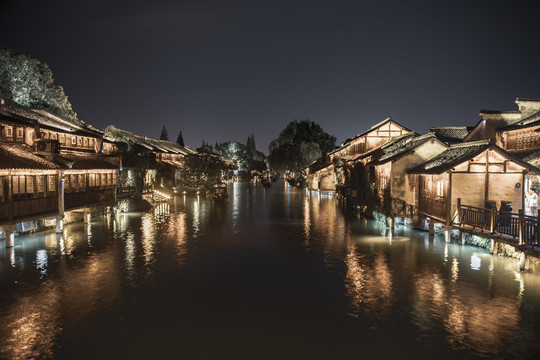 江南古镇夜景