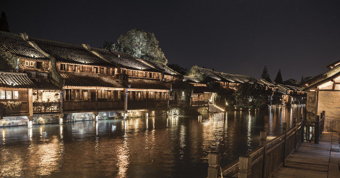 江南古镇夜景