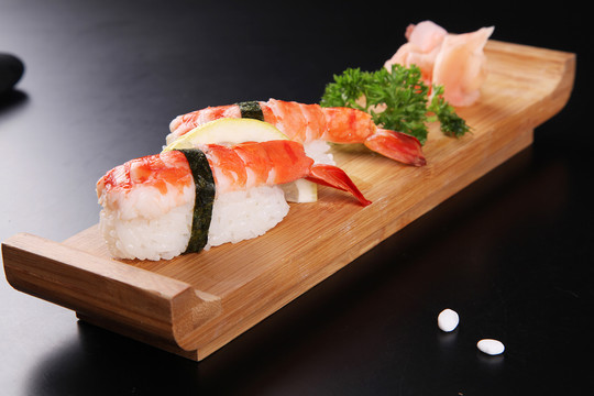 鲜虾握寿司
