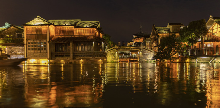 江南古镇夜景