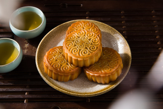 中秋节饮茶吃月饼