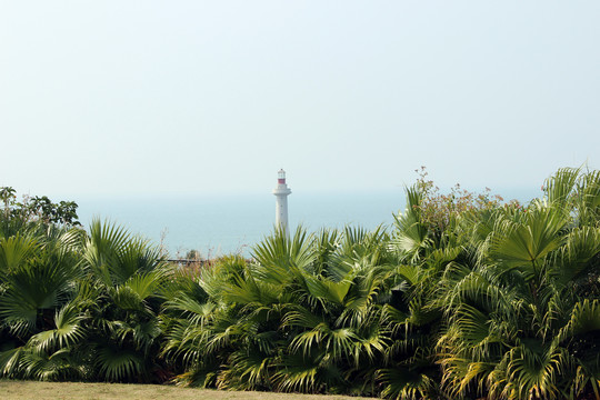 海上海边灯塔