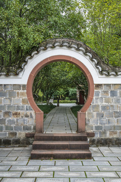 中式园林圆形门墙