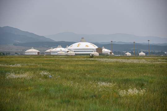 呼和浩特市敕勒川草原蒙古包