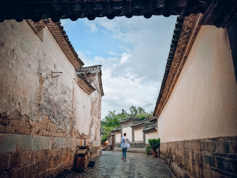 建水团山村