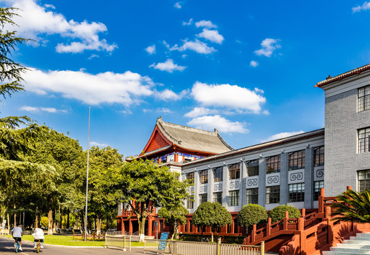 四川大学行政楼