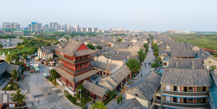 航拍山东日照东夷小镇古建筑街景