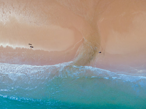 航怕海浪沙滩自然风景