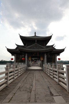 潮州古城广济桥