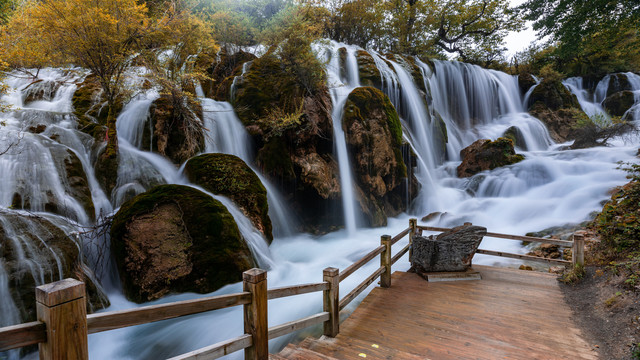 树正沟瀑布全景