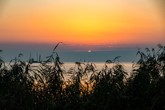 太湖日出景美如画