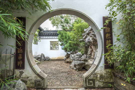 中式园林庭院门墙