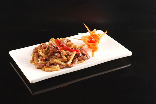 杏鲍菇炒牛柳