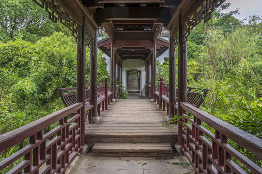 中式园林建筑观景连廊