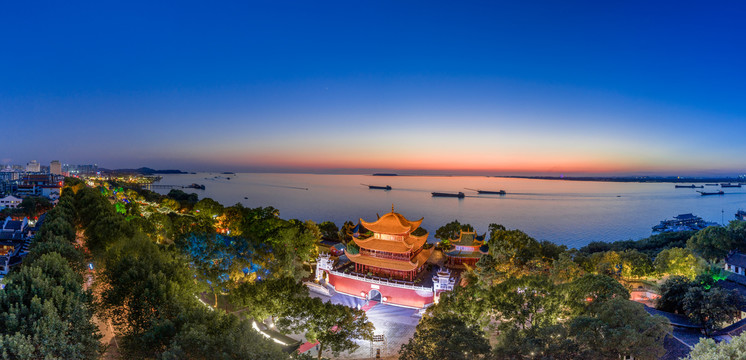 湖南洞庭湖景区岳阳楼航拍全景