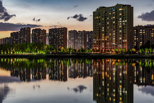 中国长春南溪湿地公园夜景