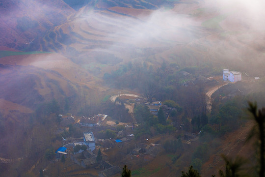 东川红土地