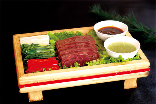 蘸汁狗肉