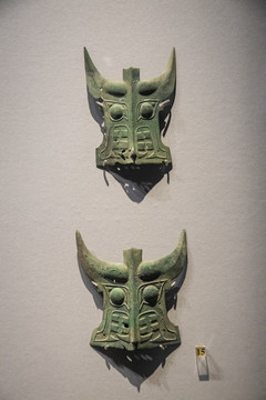 中国陕西历史博物馆商代兽面具