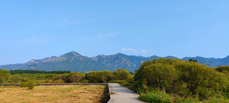 群山乡村