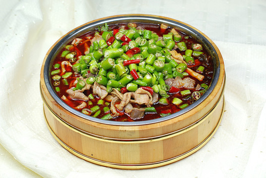 鲜椒鸡杂