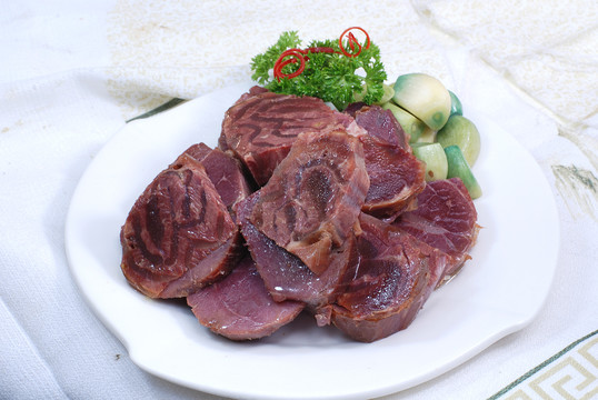 酱香牛腱块