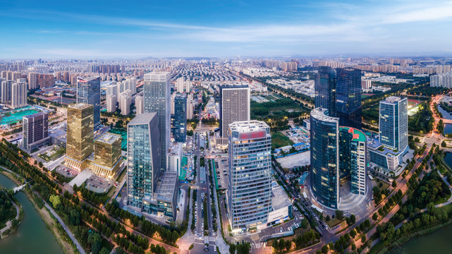 航拍山东淄博城市天际线夜景