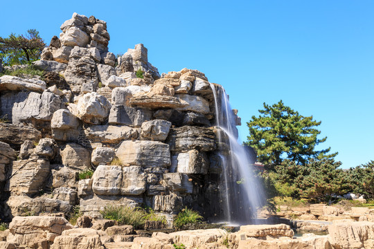 园林假山流瀑造景