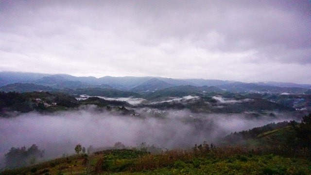 秋天的山