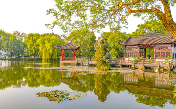 西湖先贤祠