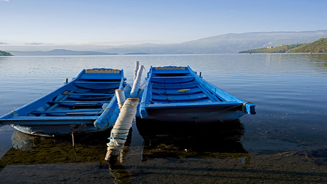 泸沽湖里格半岛的清晨