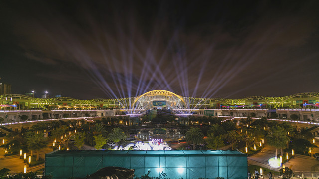 昆明滇池国际会展中心夜景