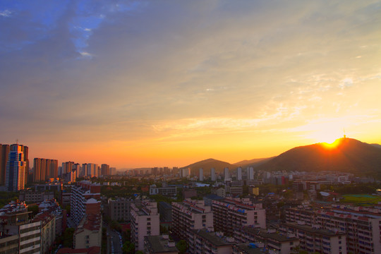 太湖无锡城市日落