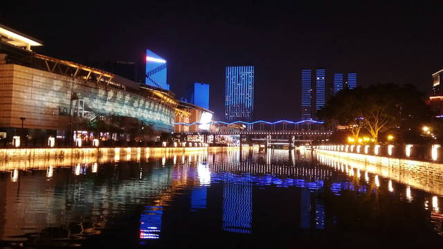 佛山南海千灯湖保利水城夜景