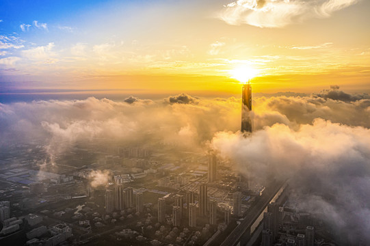 天津117大厦平流雾航拍