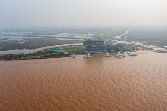 航拍黄河入海口生态旅游区