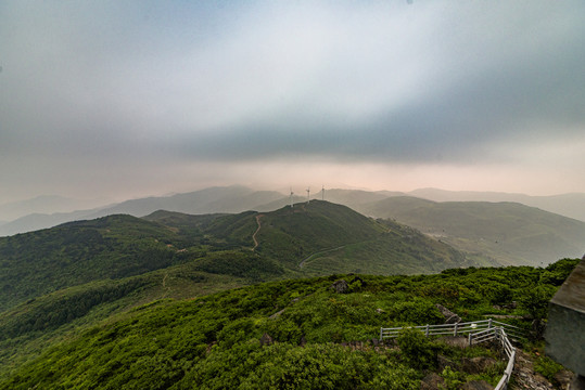 浙江东阳东白山霞光