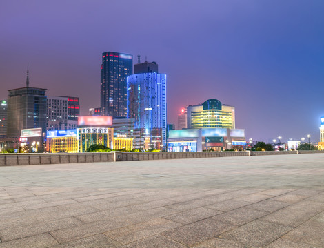 城市道路和城市夜景