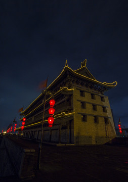 西安安远门城墙夜景