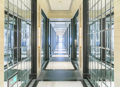 酒店具有透视感的走廊通道