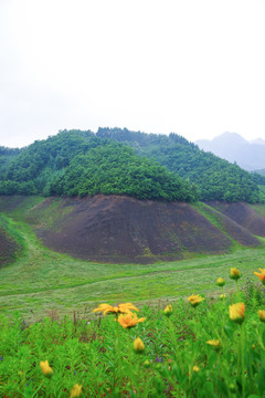 辽宁丹东宽甸绿江村风光