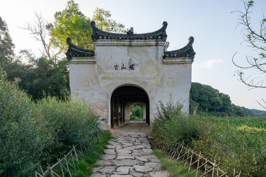 东辕风雨桥3