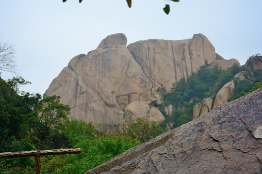 嵖岈山风景区