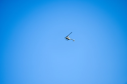 直升飞机
