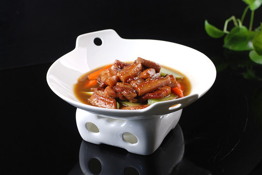 信阳焖罐肉