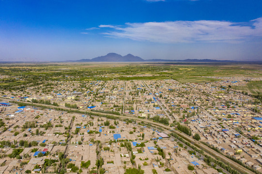 航拍新疆喀什地区巴楚县城景观