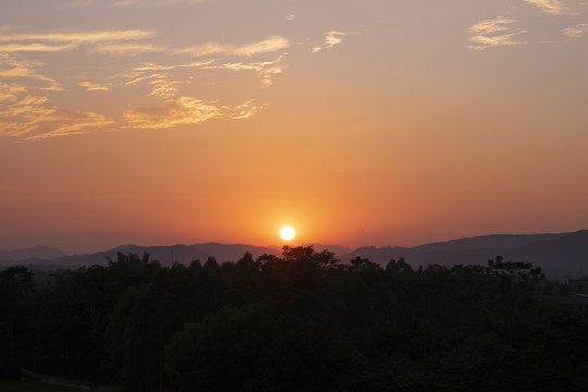 夕阳西下